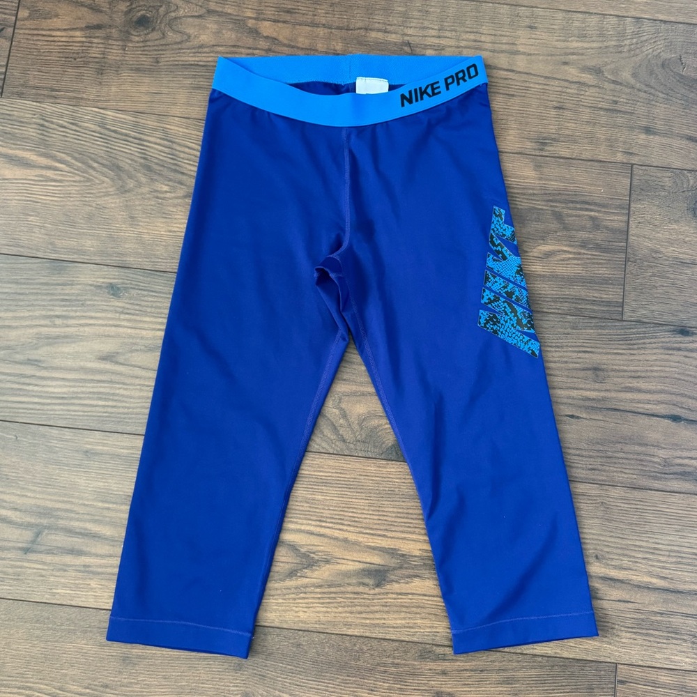 Nike Pro Cropped Blue Leggings